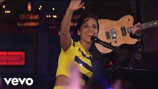 Alicia Keys  Empire State Of Mind Part II Broken Down Live on Letterman [upl. by Odracir316]