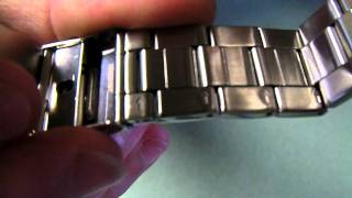 How To Easily Remove a Watch Link [upl. by Richardson]