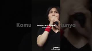 LIRIK  kamulah satu satunya [upl. by Malorie133]