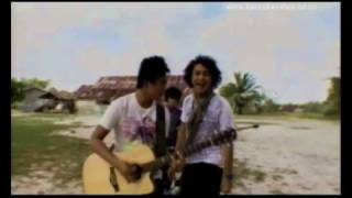 Nidji  Laskar pelangi  slowed  reverb [upl. by Lizabeth]