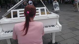 Open Piano Mariahilfer Straße 😎 [upl. by Jefferey477]