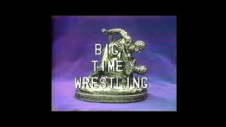 Detroit Big Time Wrestling Dec 1975 Sheik vs Bobo Brazil spotlight [upl. by Ilonka]