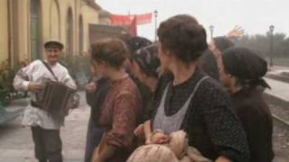 Bernardo Bertolucci Novecento 1976 part1 3 nini [upl. by Darin]