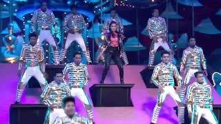 Shraddha Kapoor Performance  StarScreenAwards2016 HD [upl. by Zenitram]