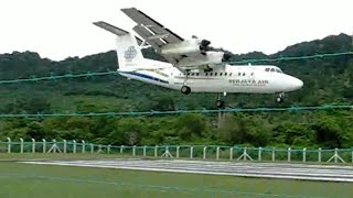 Crosswind landing on Tioman Island Malaysia [upl. by Inessa]